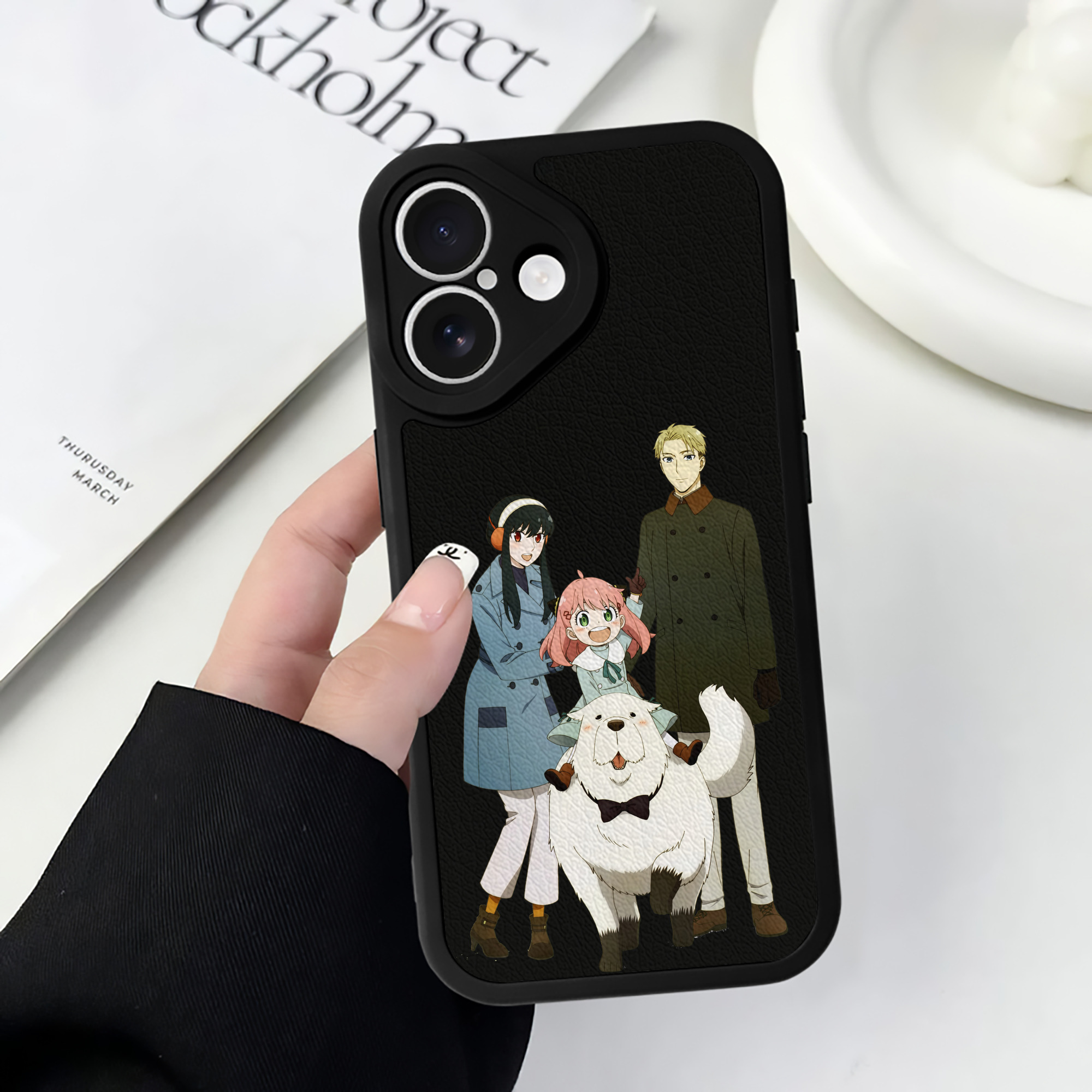 （画像用） SPY×FAMILY间谍家家酒 【iPhone 16シリーズ対応】シリコンスマホケース（レザー調） 材質：シリコン